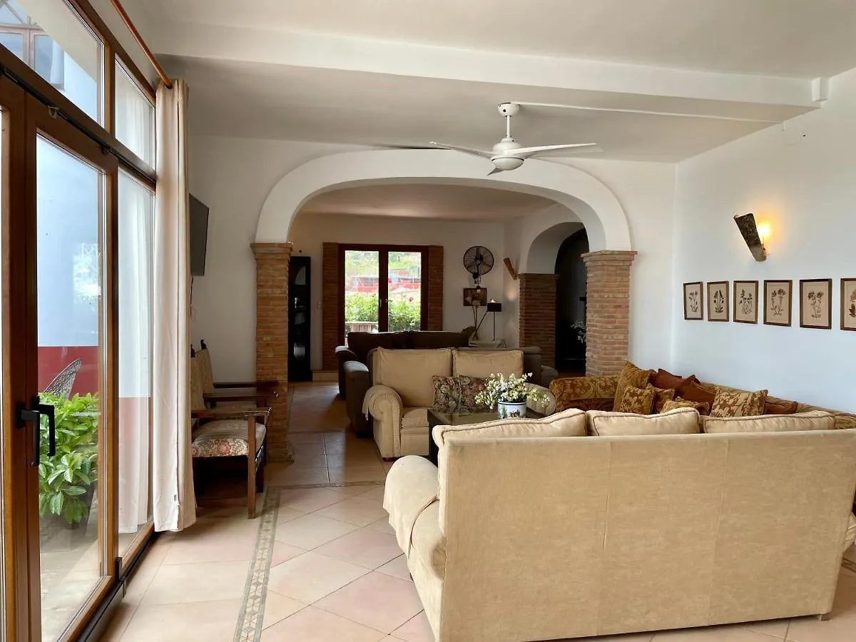 Santa Marta Complejo Rural Con Pista De Padel Guest House Archidona 0*,  Spain